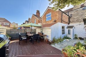 Private Rear Garden- click for photo gallery